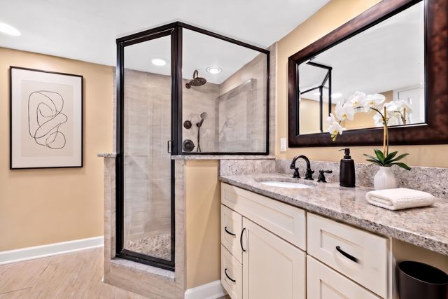 200 Wagner Pl Apt 805, Memphis, TN 38103