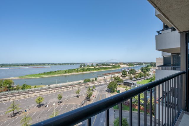 200 Wagner Pl Apt 805, Memphis, TN 38103