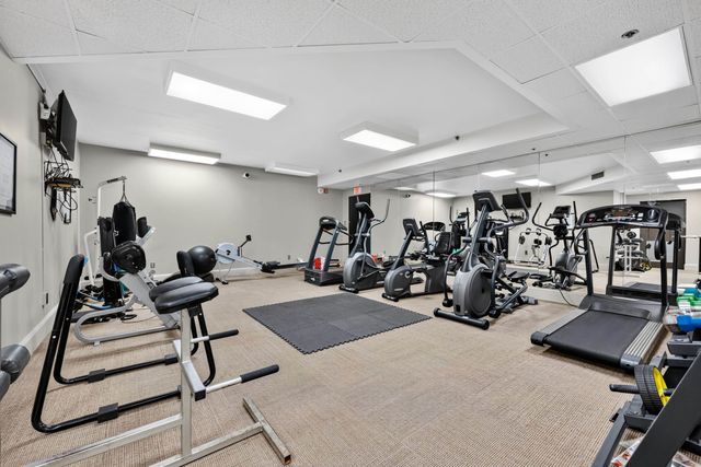 200 Wagner Pl Apt 805, Memphis, TN 38103