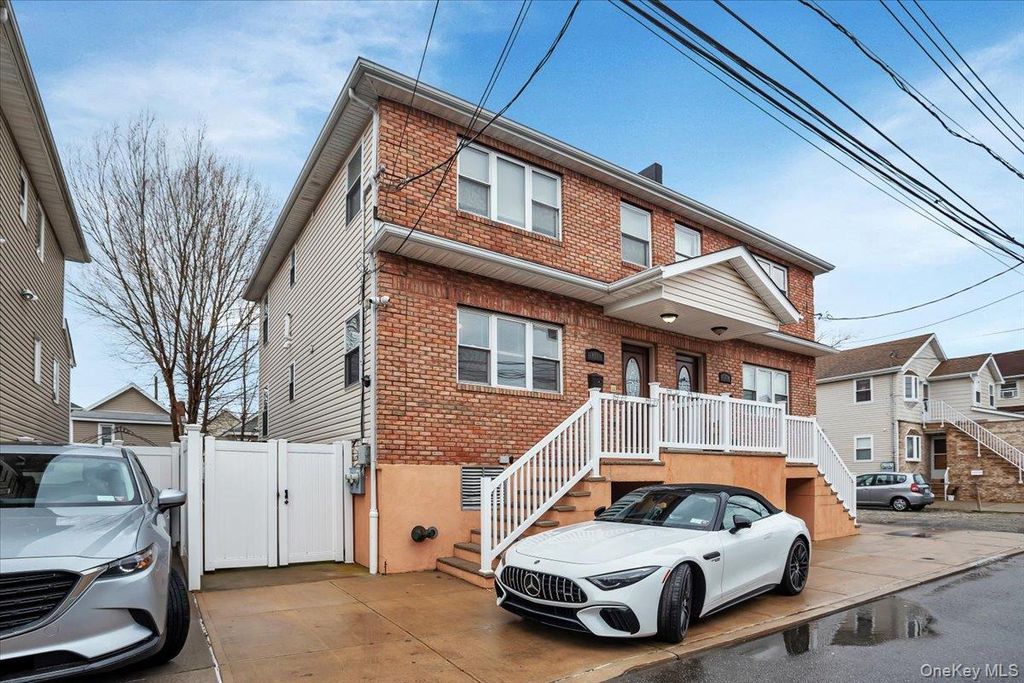102-03 163rd Drive, Howard Beach, NY 11414 — photo 2