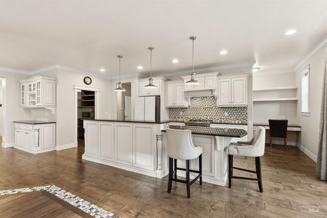 18018 N Streams Edge Way, Boise, ID 83714