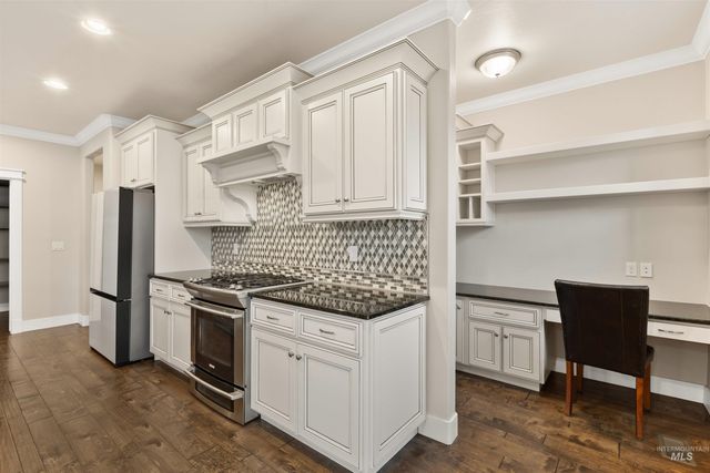 18018 N Streams Edge Way, Boise, ID 83714