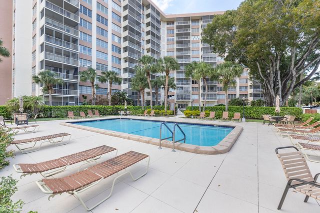 10777 W Sample Road 918, Coral Springs, FL 33065
