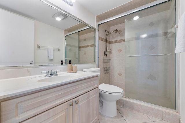 10777 W Sample Road 918, Coral Springs, FL 33065