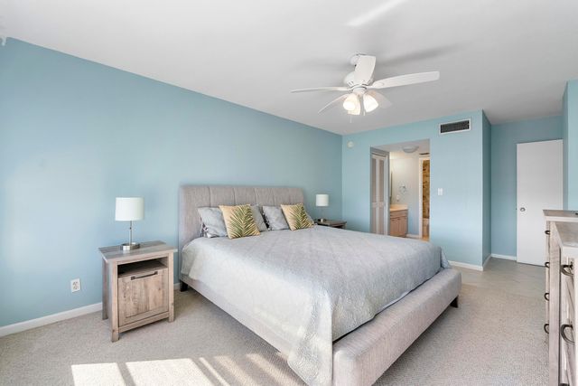 10777 W Sample Road 918, Coral Springs, FL 33065
