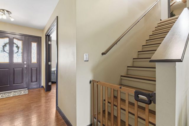 1811 E Vincent Drive, Springfield, MO 65804