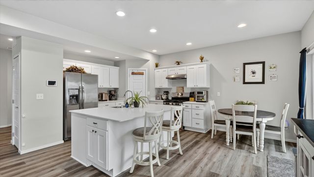 1213 E Silver Pine Rd, Colbert, WA 99005