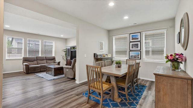 1213 E Silver Pine Rd, Colbert, WA 99005