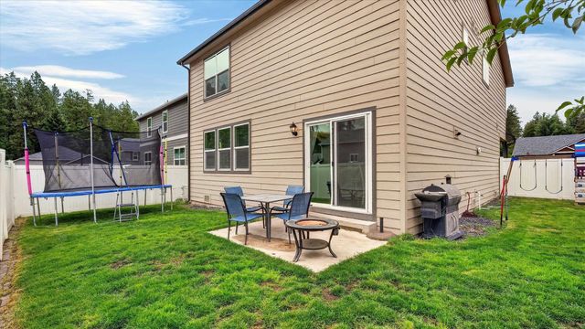 1213 E Silver Pine Rd, Colbert, WA 99005