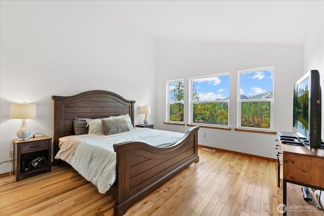 15619 N Trangen Loop Road, Arlington, WA 98223