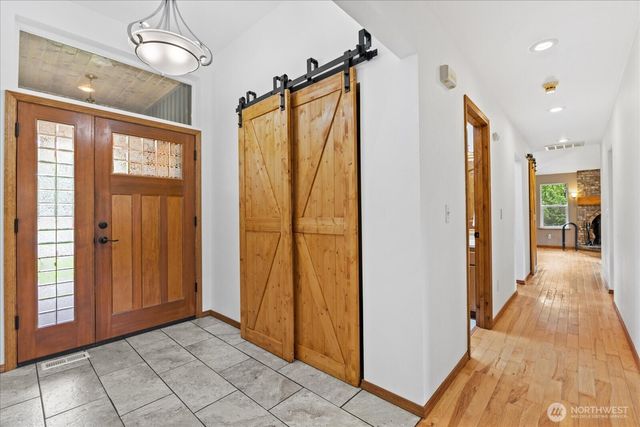15619 N Trangen Loop Road, Arlington, WA 98223