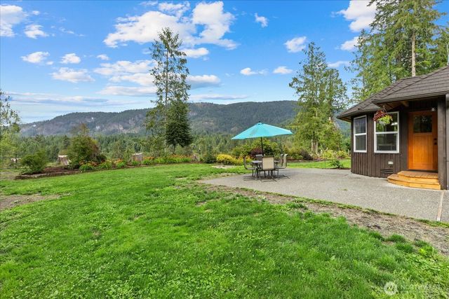 15619 N Trangen Loop Road, Arlington, WA 98223