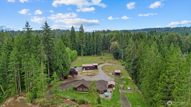 15619 N Trangen Loop Road, Arlington, WA 98223