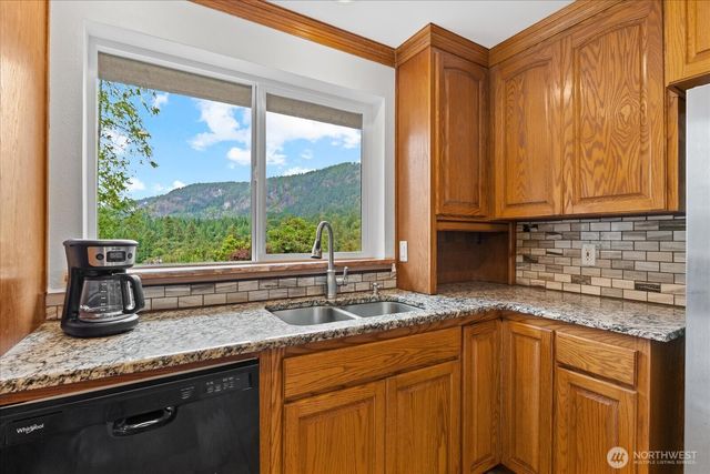 15619 N Trangen Loop Road, Arlington, WA 98223