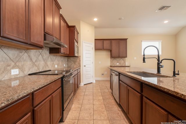 3178 Daisy Meadow, New Braunfels, TX 78130