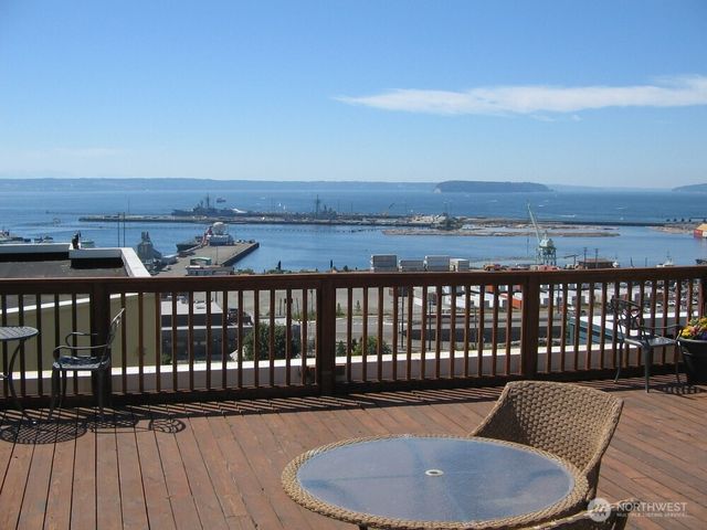 2824 Grand Avenue #A-409, Everett, WA 98201