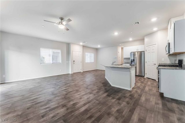 4730 Ridgeley Avenue 103, North Las Vegas, NV 89084