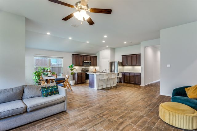 405 Vaquero Street, Weatherford, TX 76087