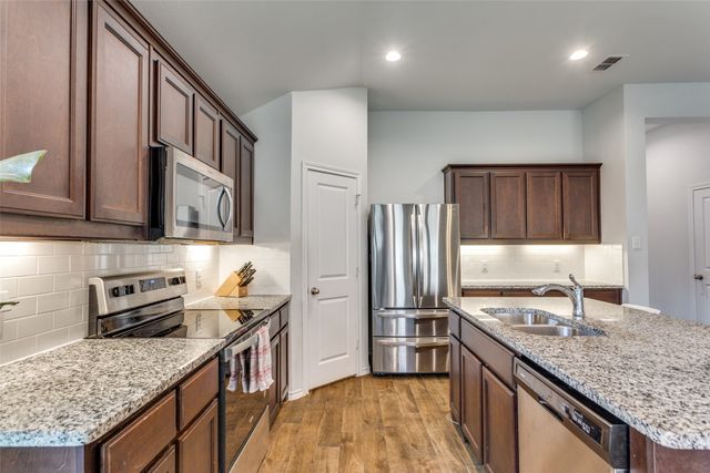 405 Vaquero Street, Weatherford, TX 76087