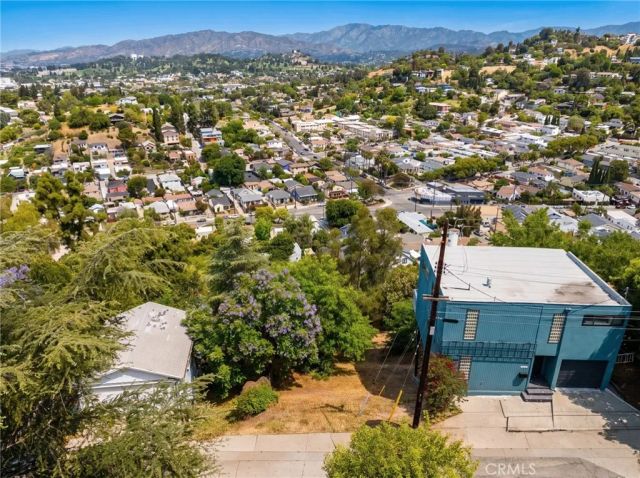 1867 Burnell, Mount Washington, CA 90065
