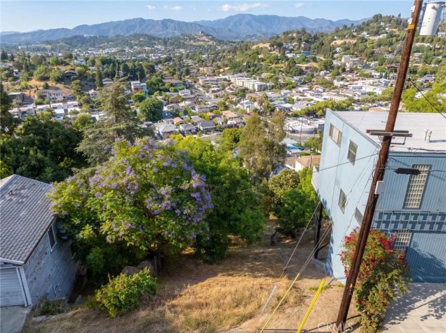 1867 Burnell, Mount Washington, CA 90065