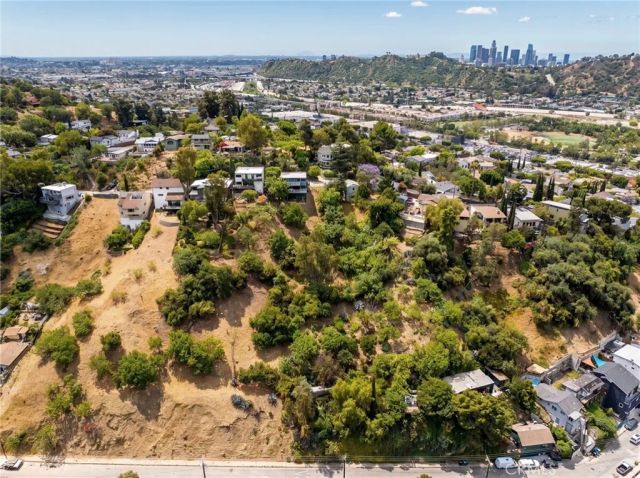 1867 Burnell, Mount Washington, CA 90065