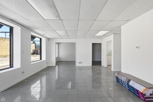 6121 W Belmont Avenue, Chicago, IL 60634