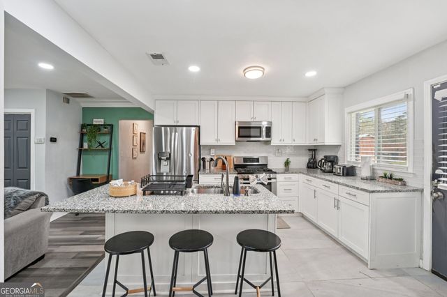 2659 Glenvalley Drive, Decatur, GA 30032