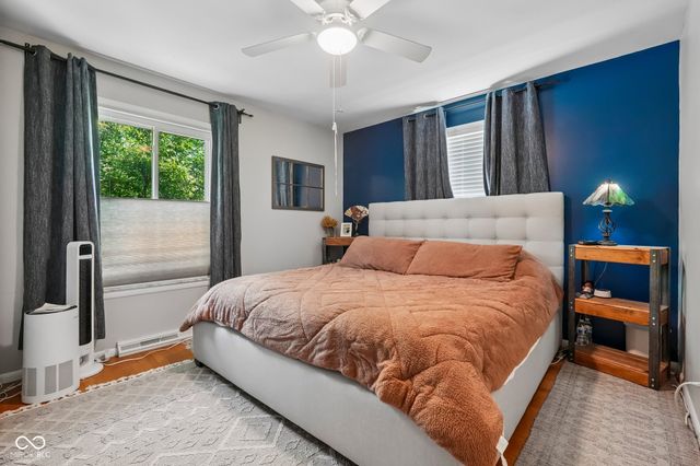 6736 Grosvenor Place, Indianapolis, IN 46220