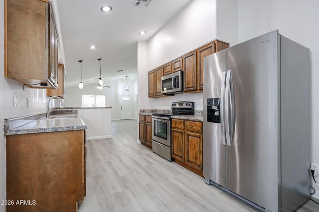 2110 W WASHINGTON Street, Phoenix, AZ 85009