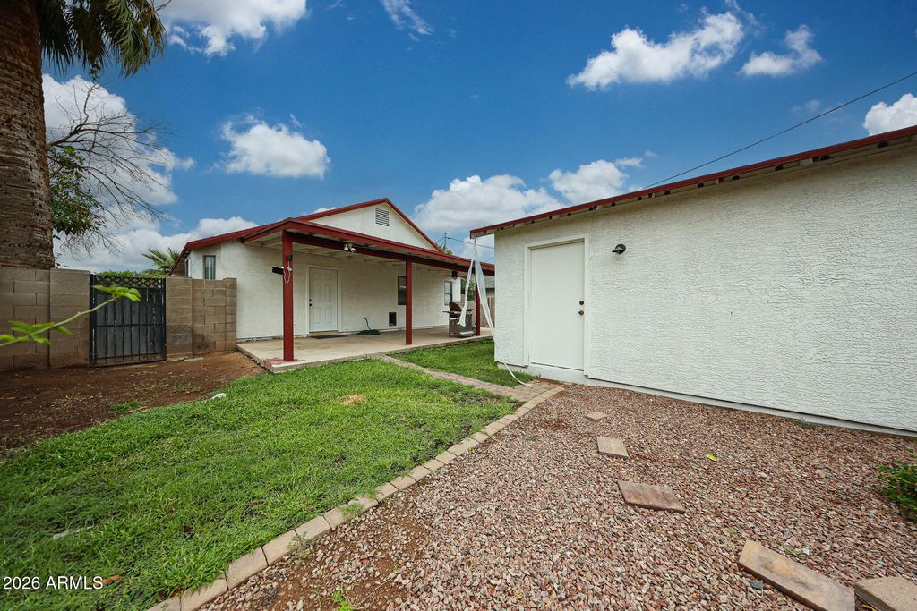 2110 W WASHINGTON Street, Phoenix, AZ 85009 — photo 2