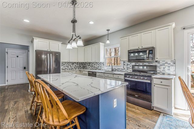 4387 Emu Drive, Putnam Township, MI 48169