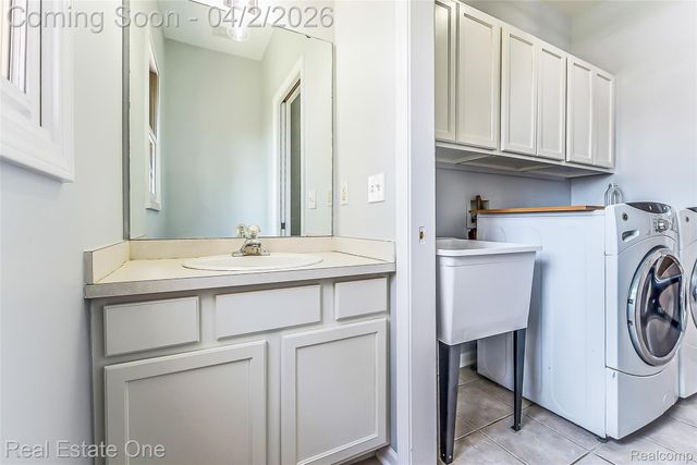 4387 Emu Drive, Putnam Township, MI 48169