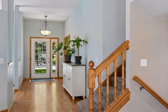 2105 Grimm Road, Chaska, MN 55318