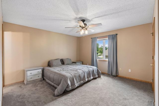 2105 Grimm Road, Chaska, MN 55318
