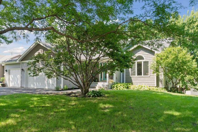 2105 Grimm Road, Chaska, MN 55318