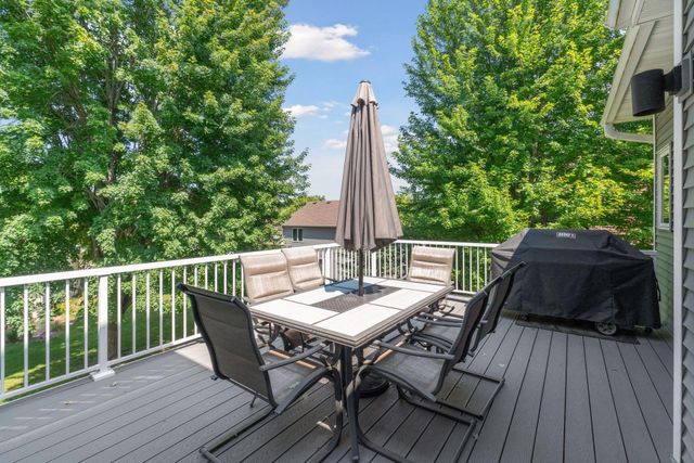 2105 Grimm Road, Chaska, MN 55318