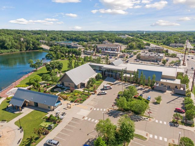 2105 Grimm Road, Chaska, MN 55318