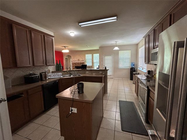 343 Allerton Lane, Lancaster, TX 75146