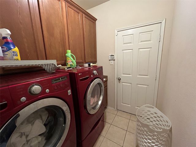 343 Allerton Lane, Lancaster, TX 75146
