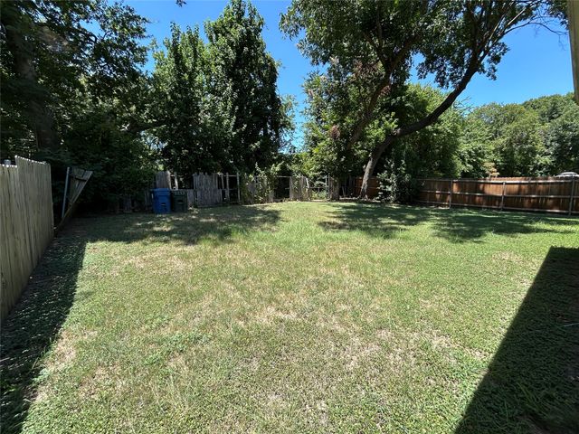 343 Allerton Lane, Lancaster, TX 75146