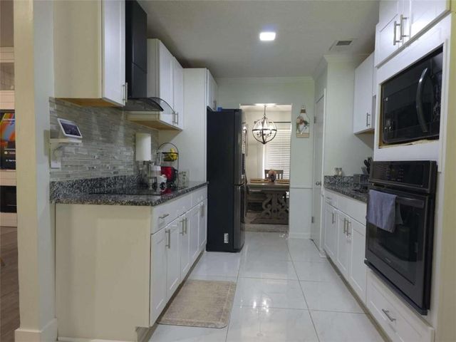 5563 Button Gwinnett Place, Norcross, GA 30093