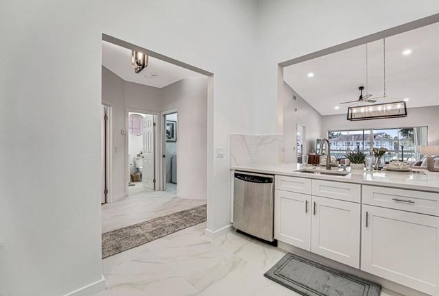 225 Cypress Point Drive, Palm Beach Gardens, FL 33418