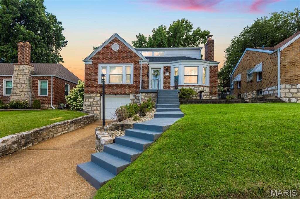 9111 Lucia Drive, Affton, MO 63123