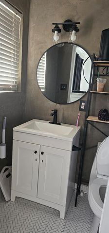 1525 Tiverton Ave, Sacramento, CA 95822