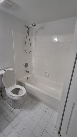 440 S Park Rd 206, Hollywood, FL 33021
