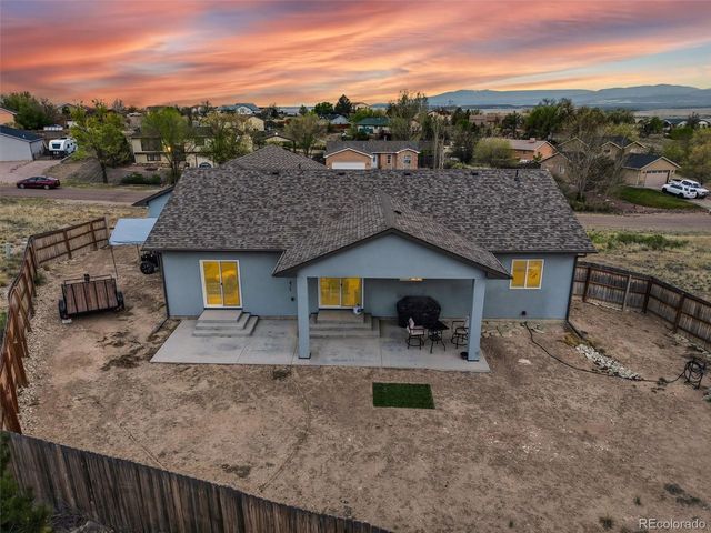 171 W Legend Dr, Pueblo West, CO 81007