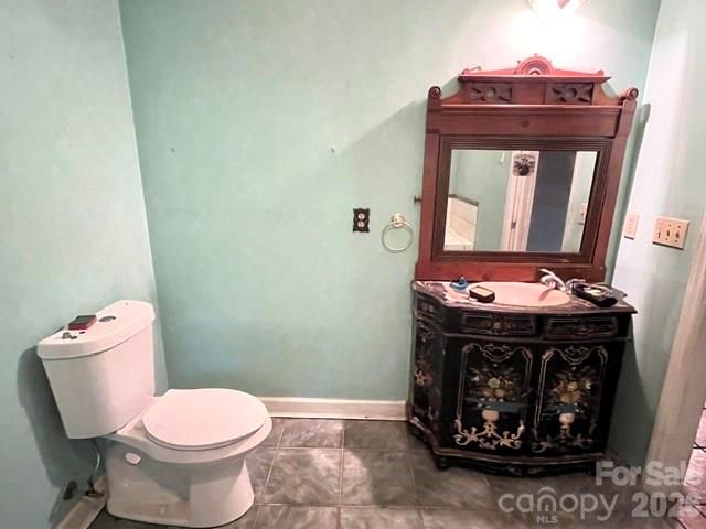 105 Chestnut Hill Road, Black Mountain, NC 28711