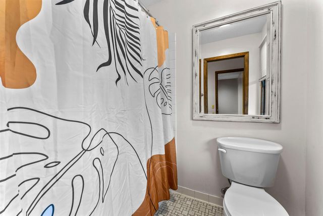 220 Windsor Lane, New Brighton, MN 55112