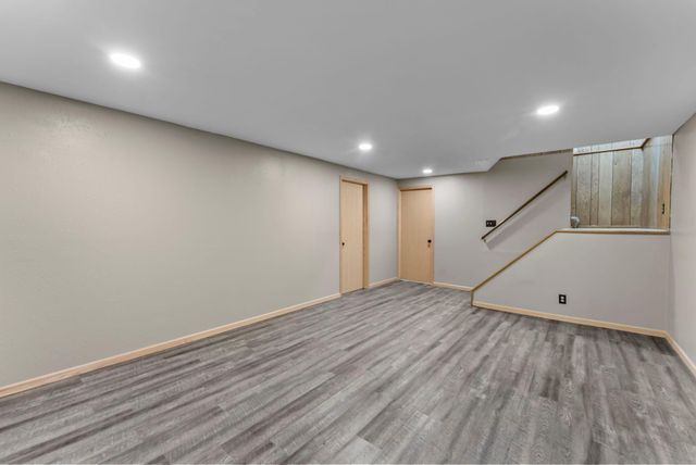 220 Windsor Lane, New Brighton, MN 55112